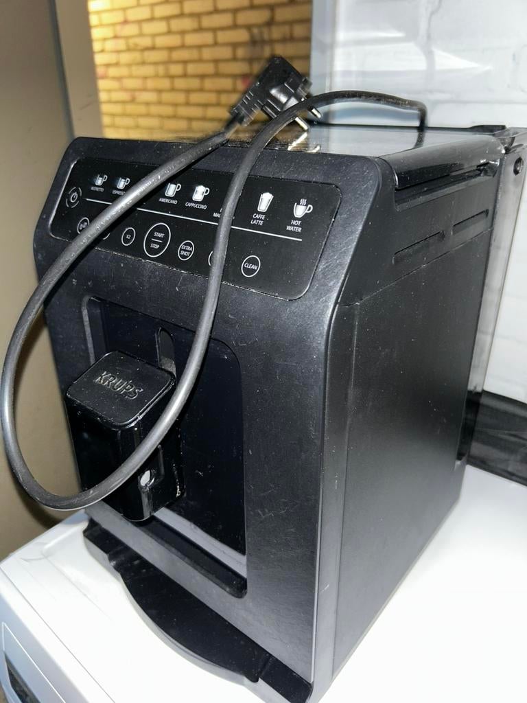 Krups EA897B10, Ophalen of Verzenden, Zo goed als nieuw, Koffiemachine, Koffiebonen
