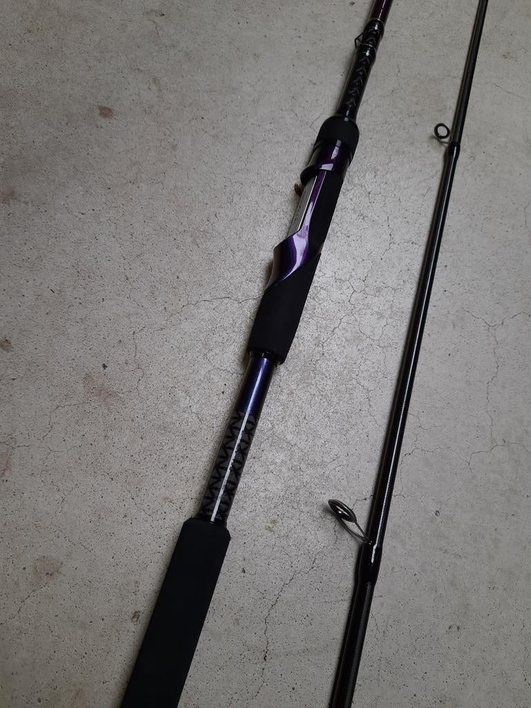 Zeebaarshengel 13fishing Muse Spin 3.05m 10-30gram, Watersport en Boten, Hengelsport | Roofvissen, Werphengel, Nieuw, Ophalen of Verzenden