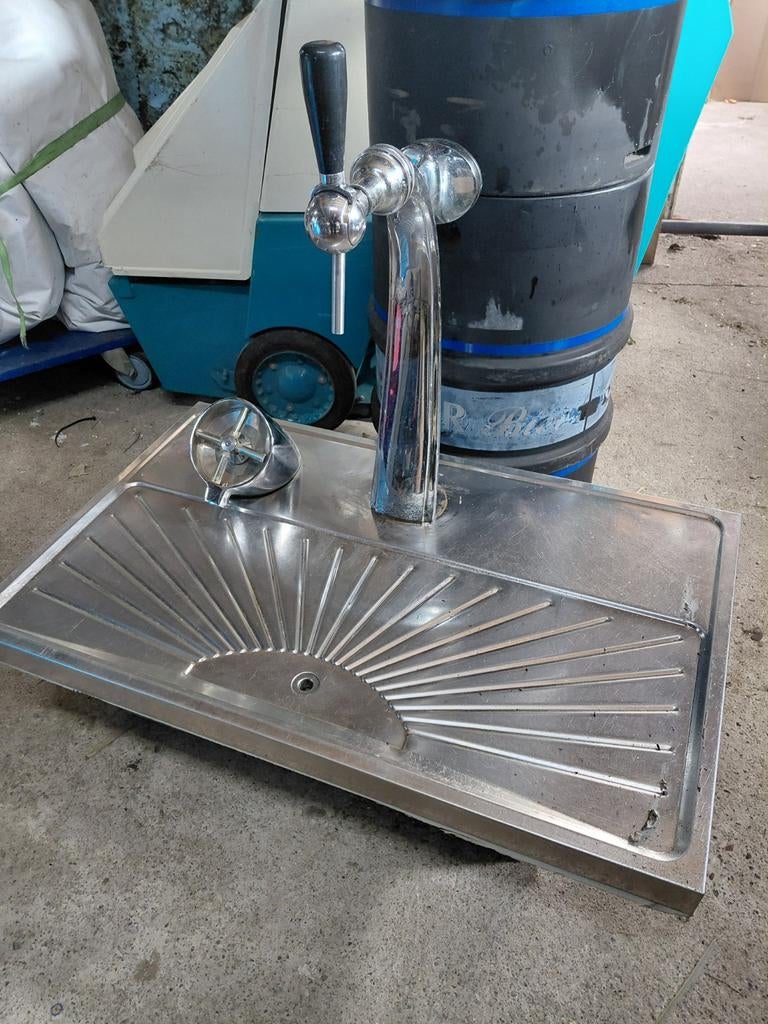 Bier lekbladen 2 met tapkraan 80cm breed 50cm diep, Ophalen, Overige merken