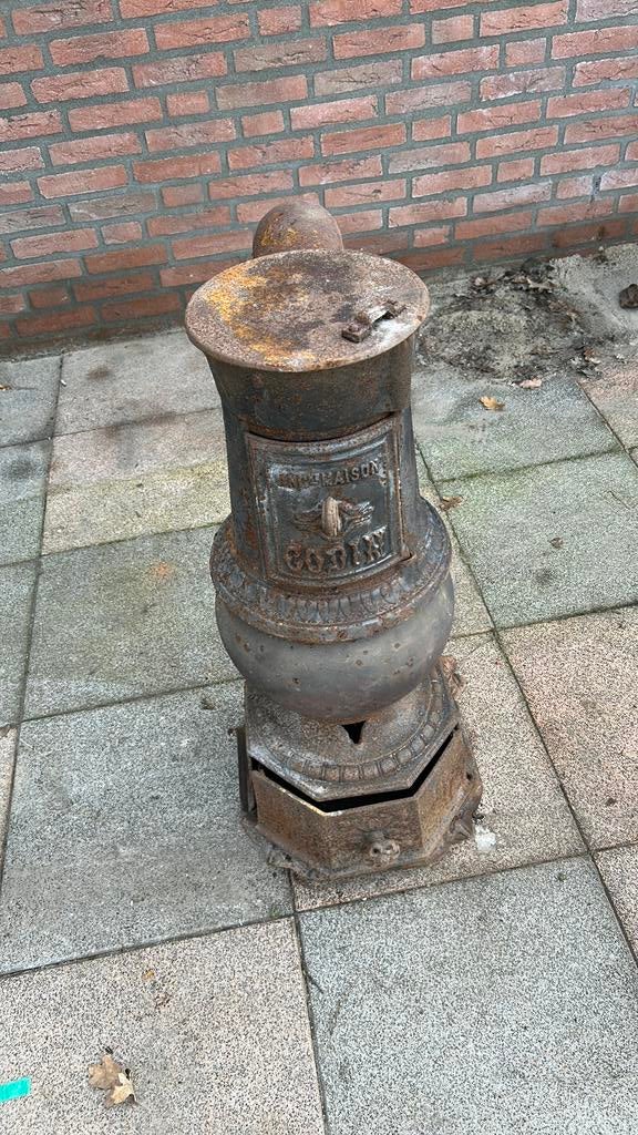 Antieke kachel, kolen en/of hout, Ophalen, Gebruikt