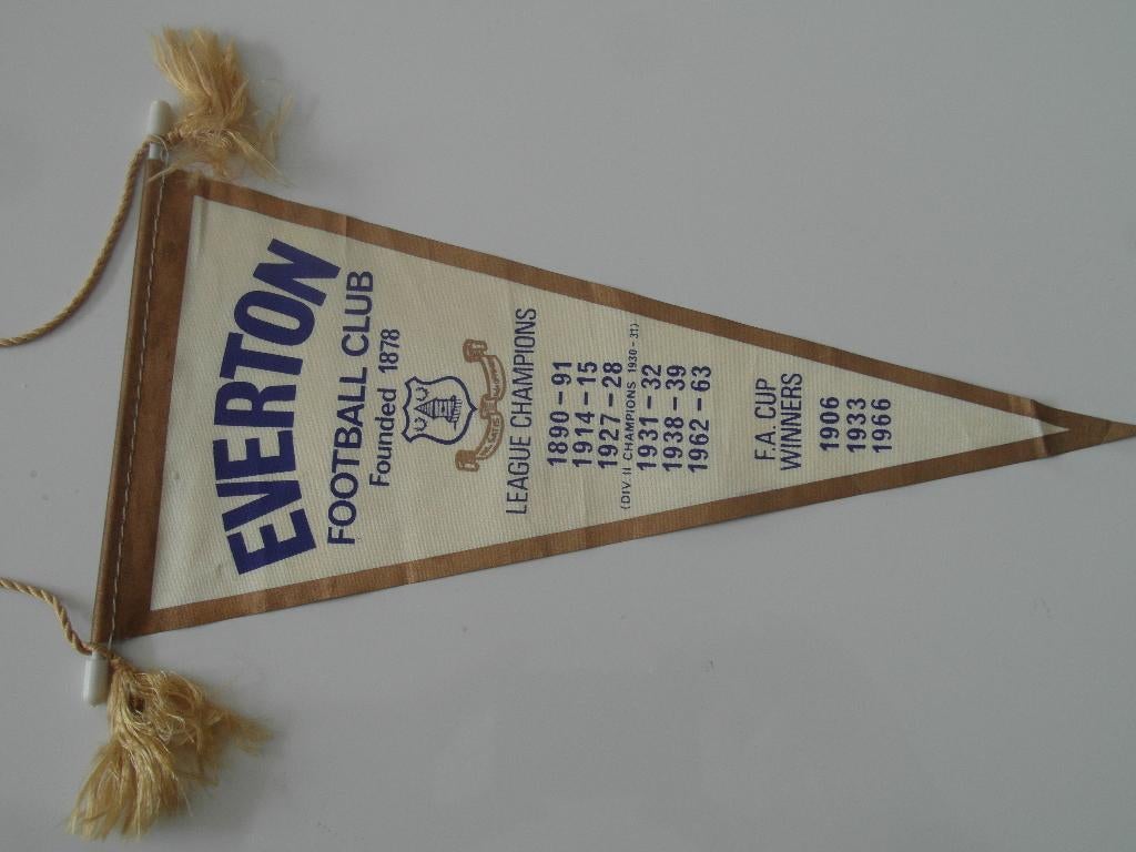 voetbal vanen 13 x everton fc verzameling vaantjes, Ophalen of Verzenden, Gebruikt, Buitenlandse clubs, Vaantje of Sjaal