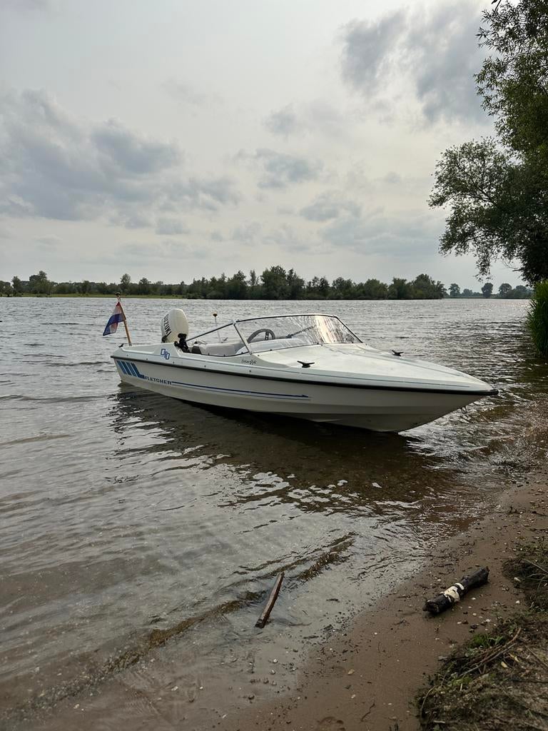 Fletcher speedboot met 15 PK Suzuki motor en trailer, Watersport en Boten, Ophalen, 10 tot 30 pk, Gebruikt, Snelvarend