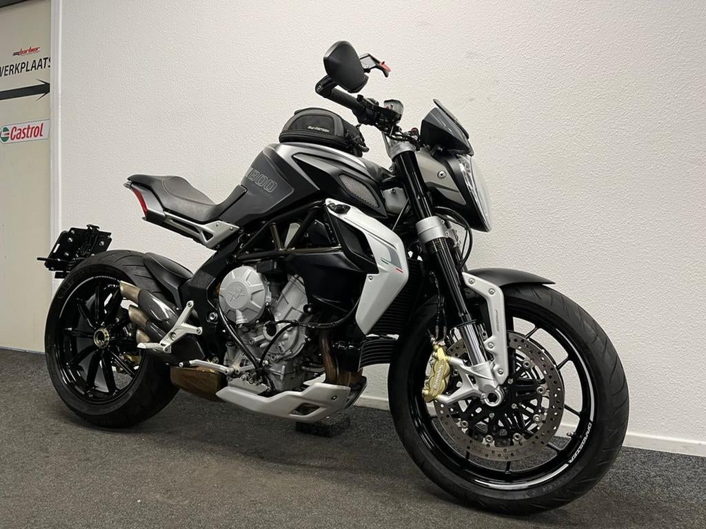 Hele mooie MV Agusta DRAGSTER 800 ABS DRAGSTER800 (bj 2014), Motoren, Motoren | MV Agusta, Motorrijbewijs A, Bedrijf, Meer dan 35 kW