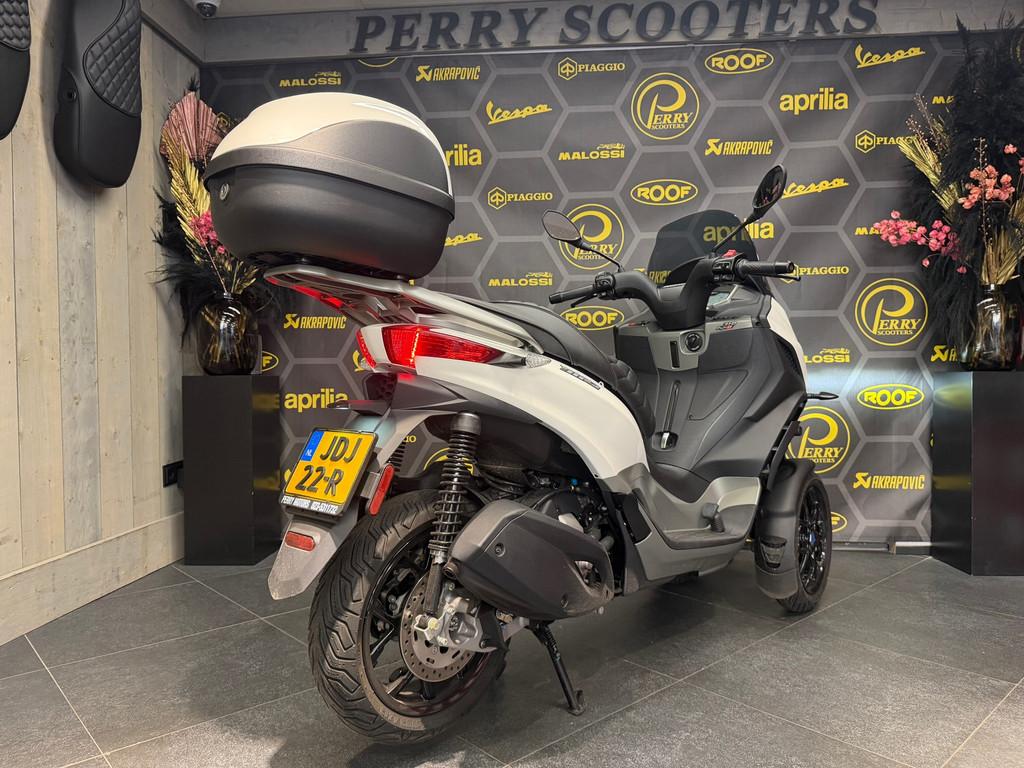 Piaggio 310 MP3 HPE | 2026 |195KM | Garantie tot 2030 | Cust - foto 3