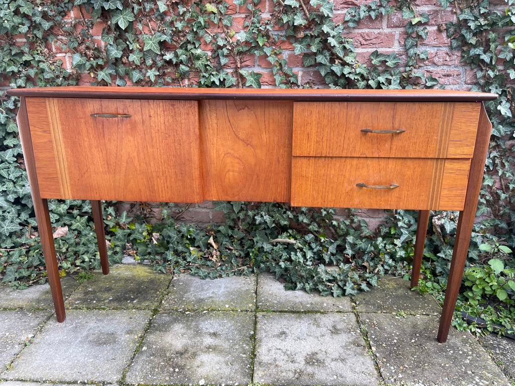 Vintage sidetable+2 nachtkastjes, Huis en Inrichting, Tafels | Sidetables, Zo goed als nieuw, 25 tot 50 cm, 100 tot 150 cm, Rechthoekig