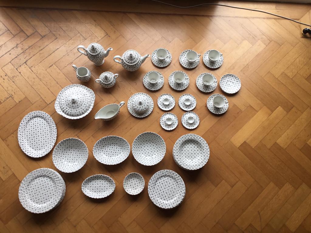 Johnson Brothers Mille Fleurs servies, Ophalen