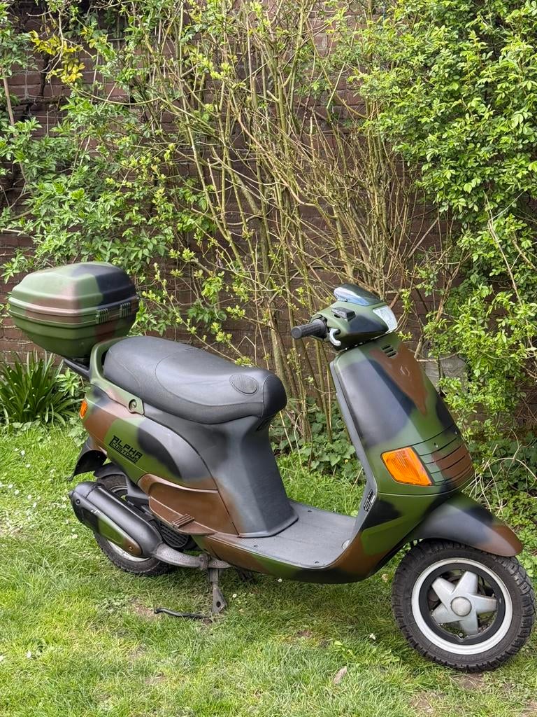 Piaggio skr 125 leger uitvoering duits, Motoren, Tuning en Styling, Ophalen of Verzenden