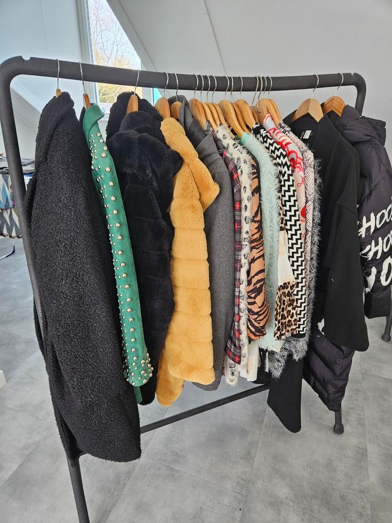 Kledingrek Turbo zwart, Ophalen