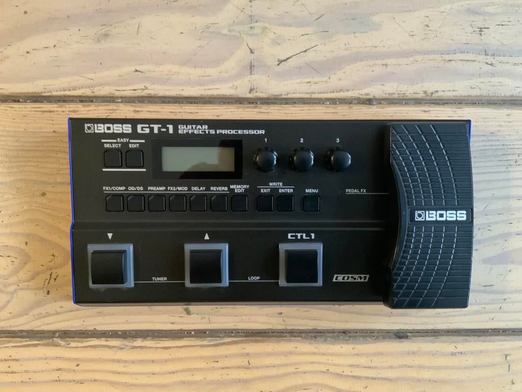 BOSS GT-1  multi-effect, Muziek en Instrumenten, Effecten, Ophalen of Verzenden, Zo goed als nieuw, Multi-effect