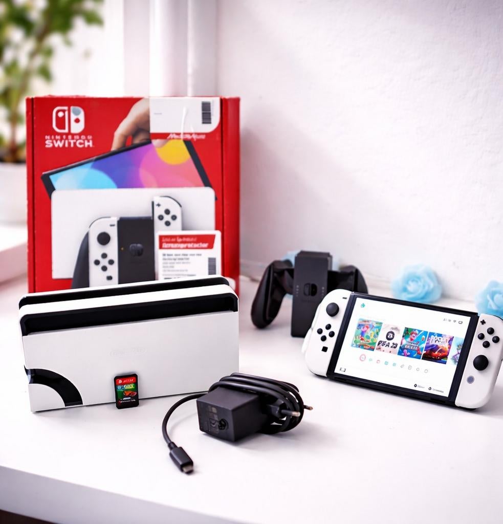 Nintendo Switch OLED, Spelcomputers en Games, Ophalen of Verzenden, Zo goed als nieuw, Met 1 controller, Switch OLED