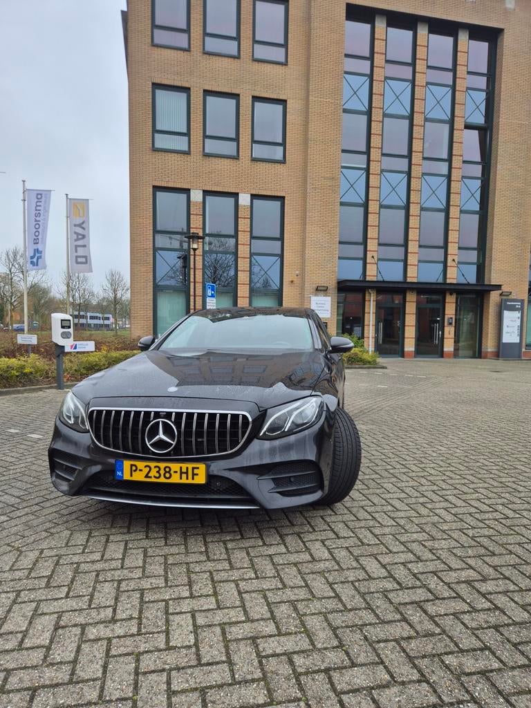 Mercedes-Benz E-Klasse 2.0 E220 D Sedan AUT 2016 Zwart, Auto's, Mercedes-Benz, Particulier, E-Klasse, 360° camera, ABS, Achteruitrijcamera