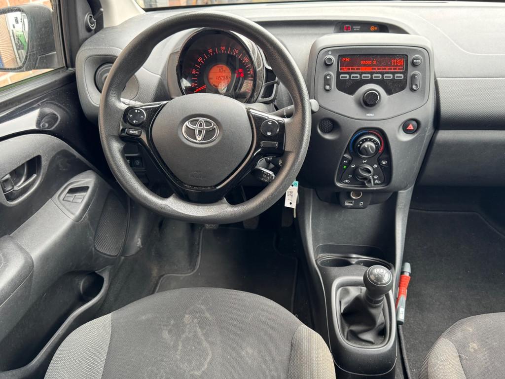 Toyota Aygo 1.0 VVT-i | X-Fun 5-Drs | Airco, Gebruikt, Euro 6, 4 stoelen, Zwart