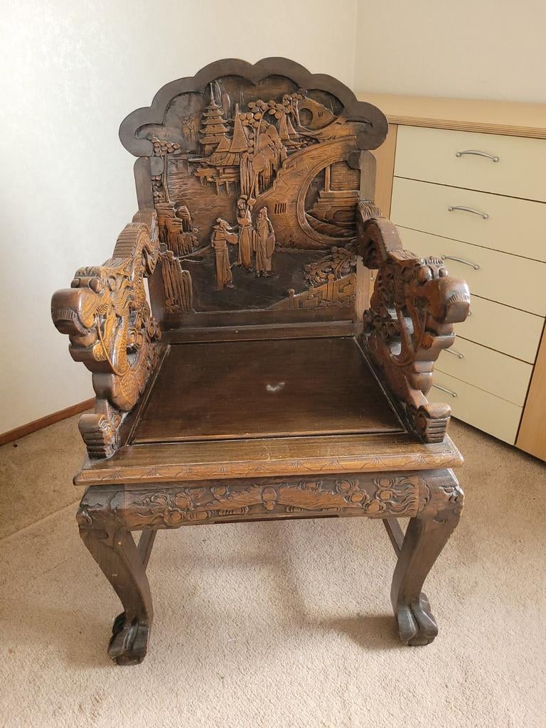 Chinees houtsnijwerk stoel, Antiek en Kunst, Antiek | Meubels | Stoelen en Banken, Ophalen