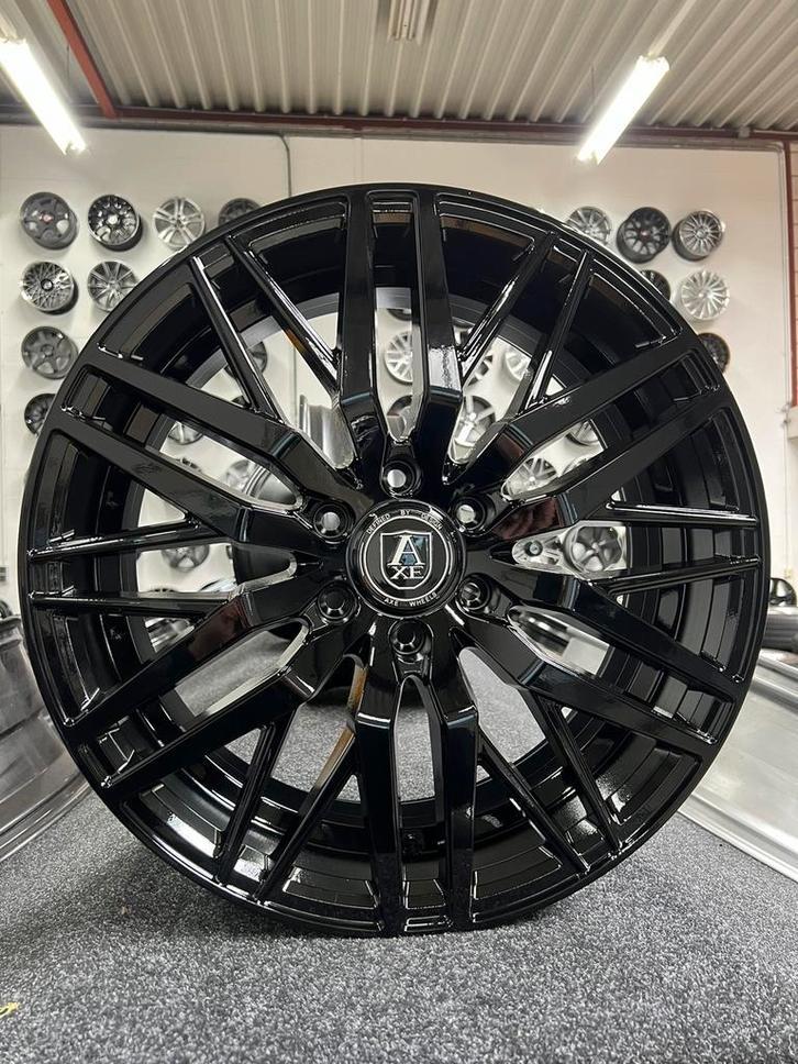 Set 20 inch 6x130 velgen Mercedes Sprinter NIEUW! NIEUW!, Niet ingevuld, Bestelwagen, 255 mm, Velg(en)