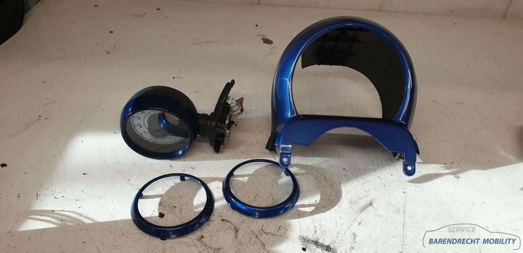 Toerenteller + afdekkap en ringen Aygo C1 107 BLAUW 83270-0H