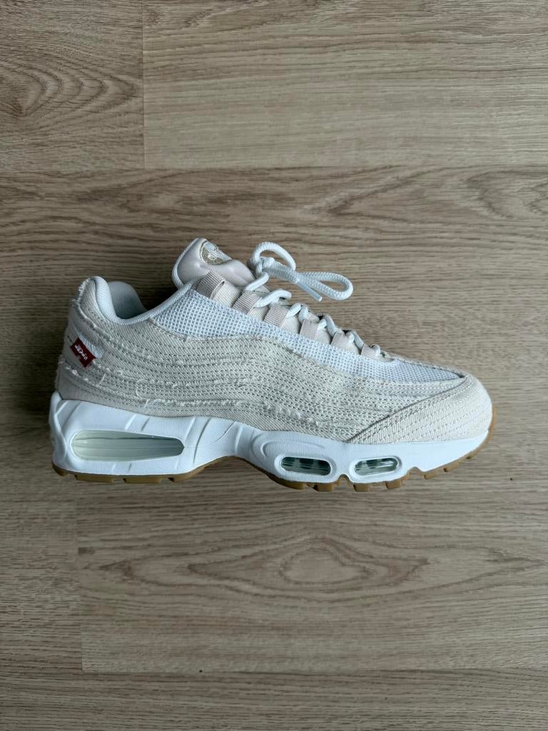 Nike Air Max 95 Levi’s - Maat 43EU/9.5US, Wit, Ophalen of Verzenden, Sneakers of Gympen, Zo goed als nieuw