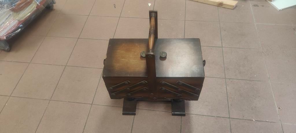 Oude naaidoos 2 vouwt open antieke fournituren kist, Ophalen of Verzenden