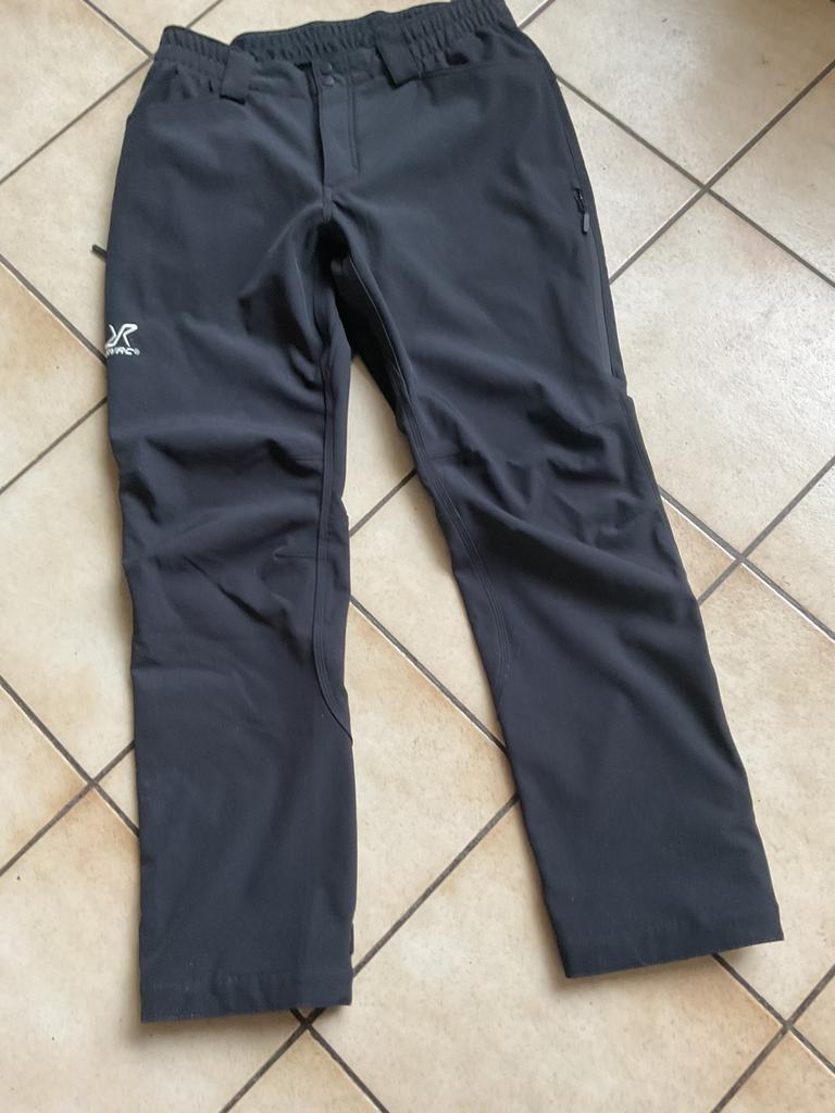 Revolution Race dames softshell broek XXL, Zwart, Maat 46/48 (XL) of groter, Ophalen of Verzenden, Zo goed als nieuw