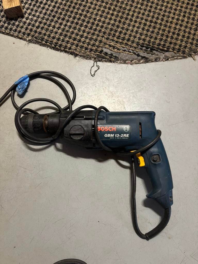 Bosch gbm13-2RE Boormachine, Doe-het-zelf en Verbouw, Gereedschap | Boormachines, Gebruikt, Variabele snelheid, Ophalen of Verzenden