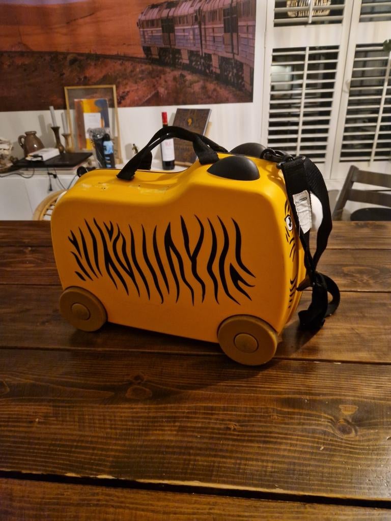 Leuke Kinderkoffer - Tijger Design, Hard kunststof, Minder dan 50 cm, Zo goed als nieuw, Minder dan 35 cm