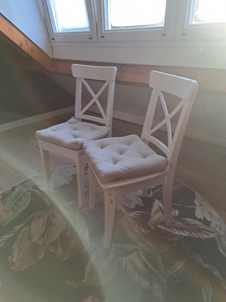 2 Ikea Ingolf stoelen met kussens, Huis en Inrichting, Ophalen, Gebruikt, Twee, Wit