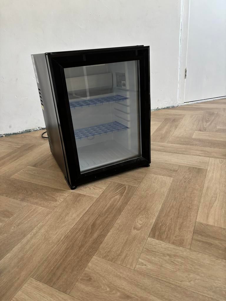 Mini koelkast, Ophalen of Verzenden, Zo goed als nieuw