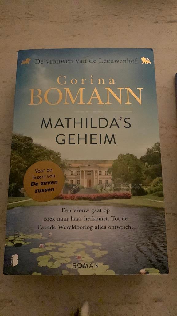 Corina Bomann - Mathilda's geheim, Ophalen of Verzenden, Zo goed als nieuw, Corina Bomann
