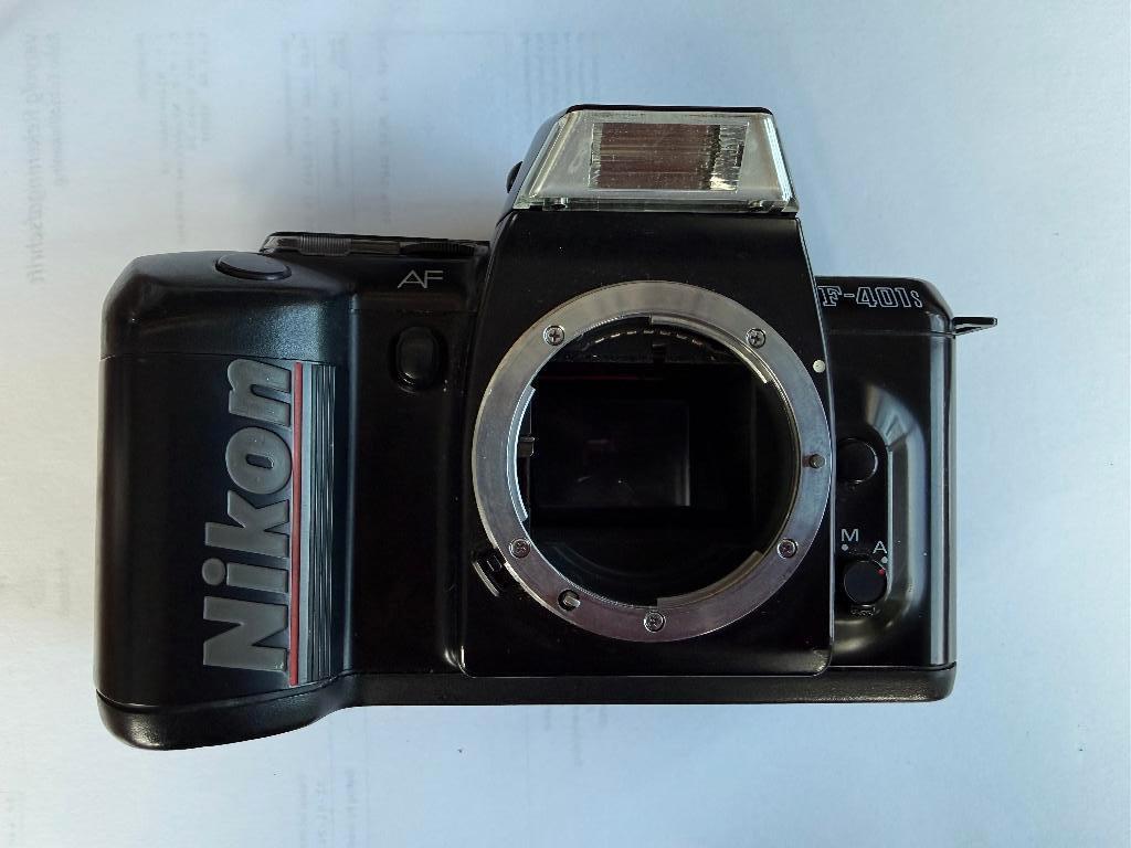 Nikon F-401s camera met 2 lenzen, Audio, Tv en Foto, Fotocamera's Analoog, Ophalen, Gebruikt, Spiegelreflex, Nikon