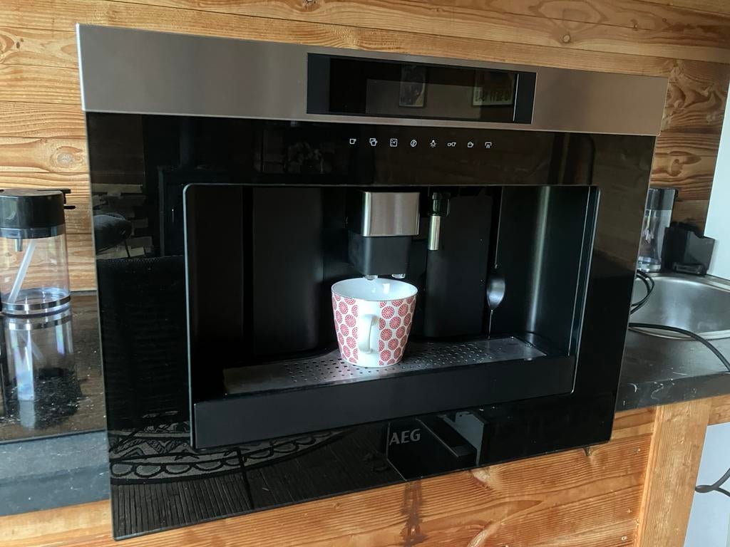 AEG inbouw koffiemachine, Witgoed en Apparatuur, Koffiezetapparaten, Ophalen, Koffiemachine, Koffiebonen, Zo goed als nieuw