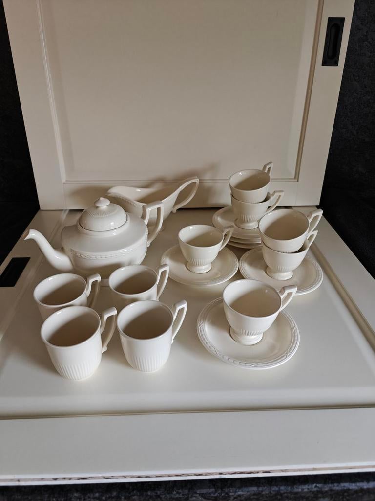 Recamier theepot,  theekopjes met schoteltjes, koffiemokjes, Overige typen, Ophalen of Verzenden, Zo goed als nieuw, Overige stijlen