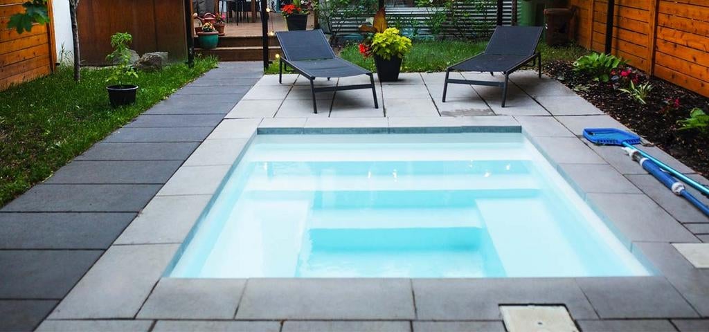 Aangeboden een inbouwzwembad voor in de tuin. Permanent!, Ophalen, Nieuw