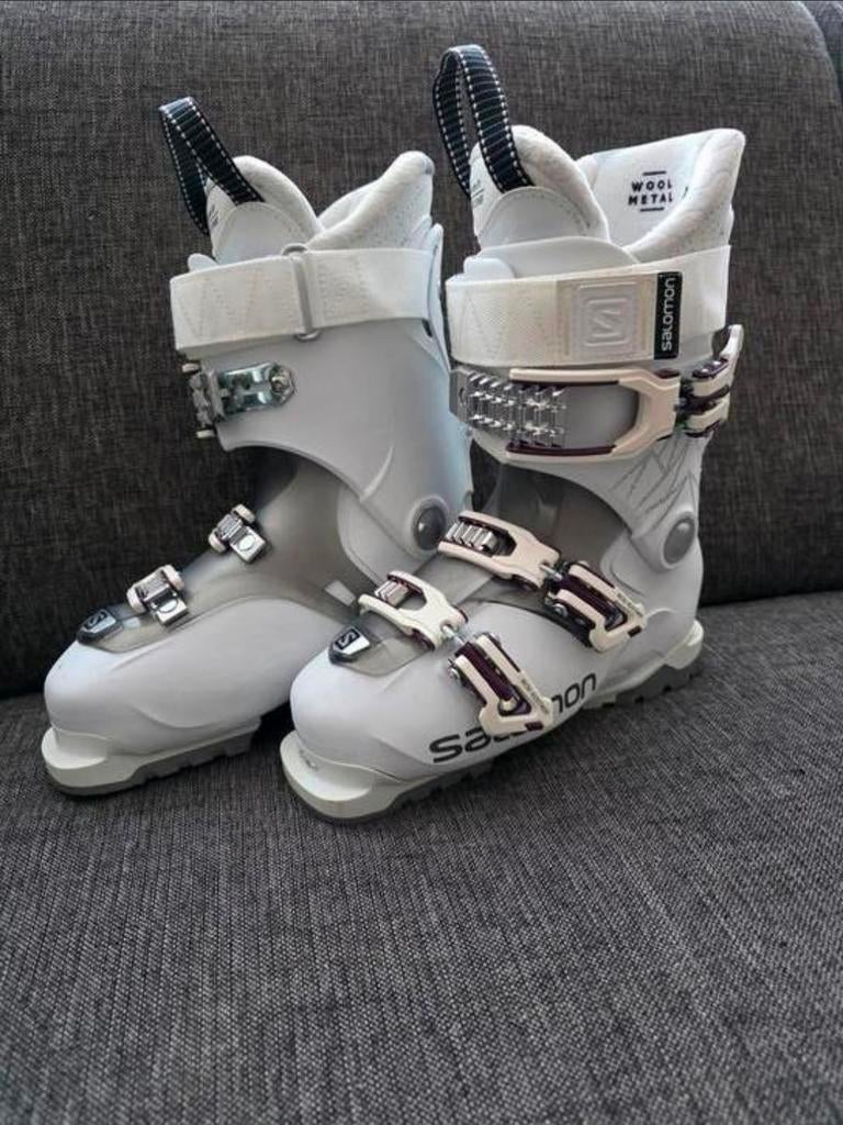 Salomon Ski Schoenen - Zo goed als nieuw! 2x gedragen, Ophalen, Schoenen, Salomon, Zo goed als nieuw