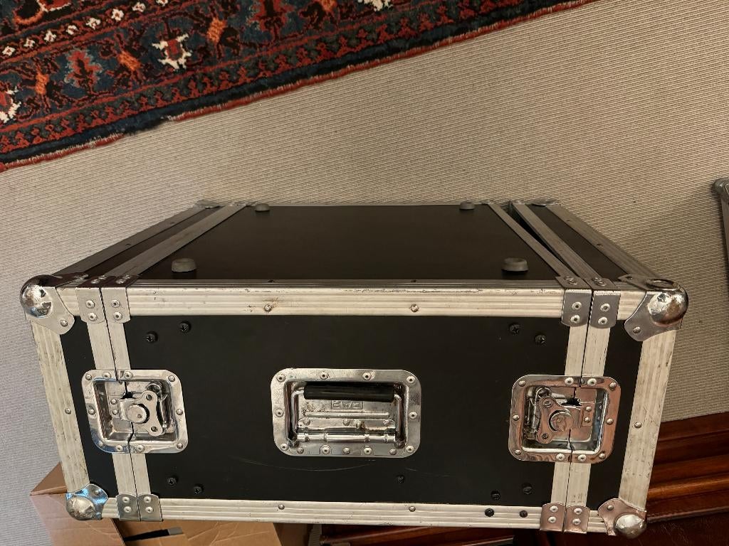 Flightcase 19"inch 6HE versterker equalizer licht DAP AUDIO, Ophalen of Verzenden, Gebruikt, Overige instrumenten, Flightcase