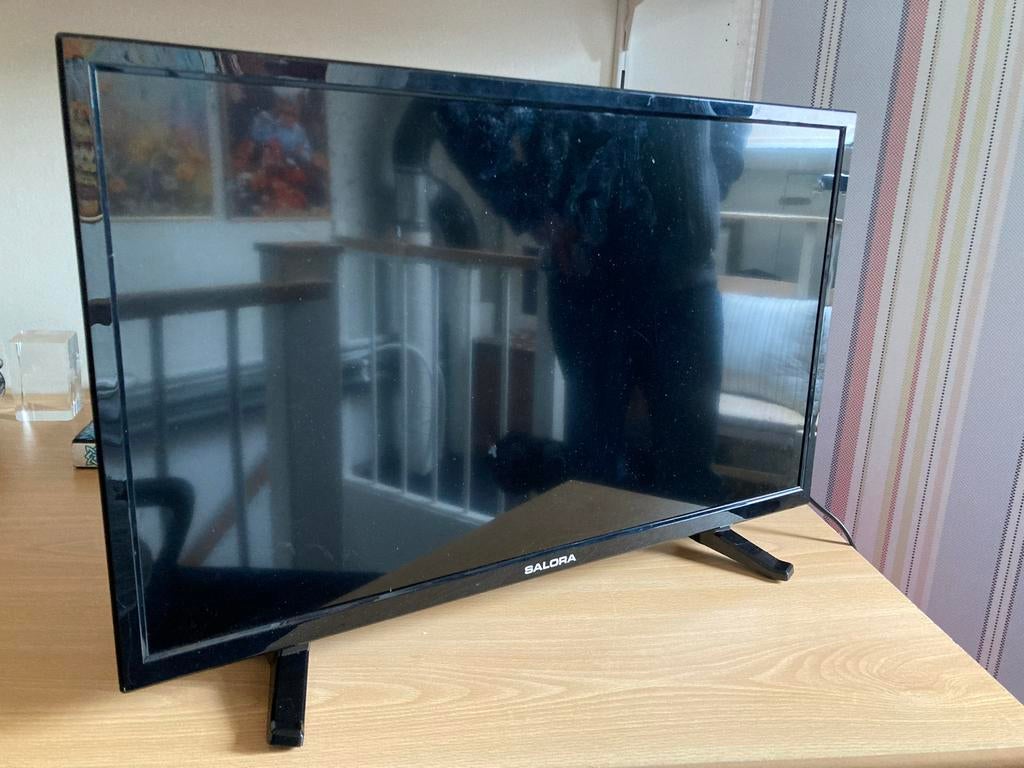 Salora 22" FHD LED TV - Zo goed als nieuw!, Ophalen, LED, 50 Hz, Zo goed als nieuw