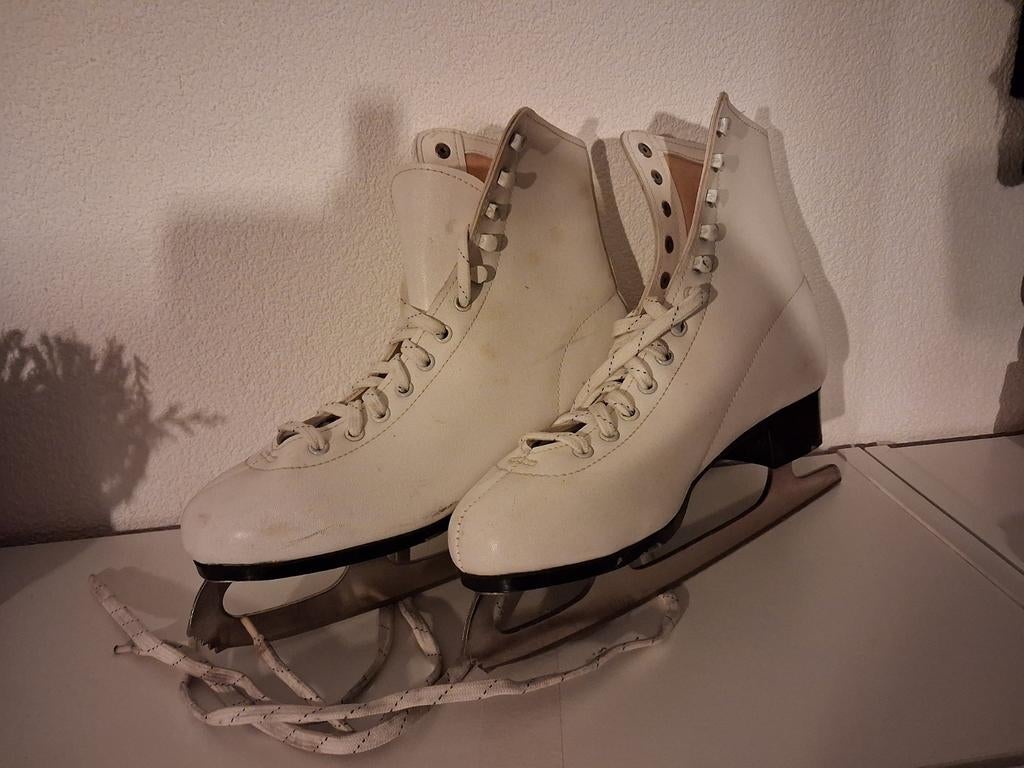 Kunstschaatsen * amper gebruikt, Ophalen of Verzenden, Zo goed als nieuw, Kunstschaatsen, Overige merken