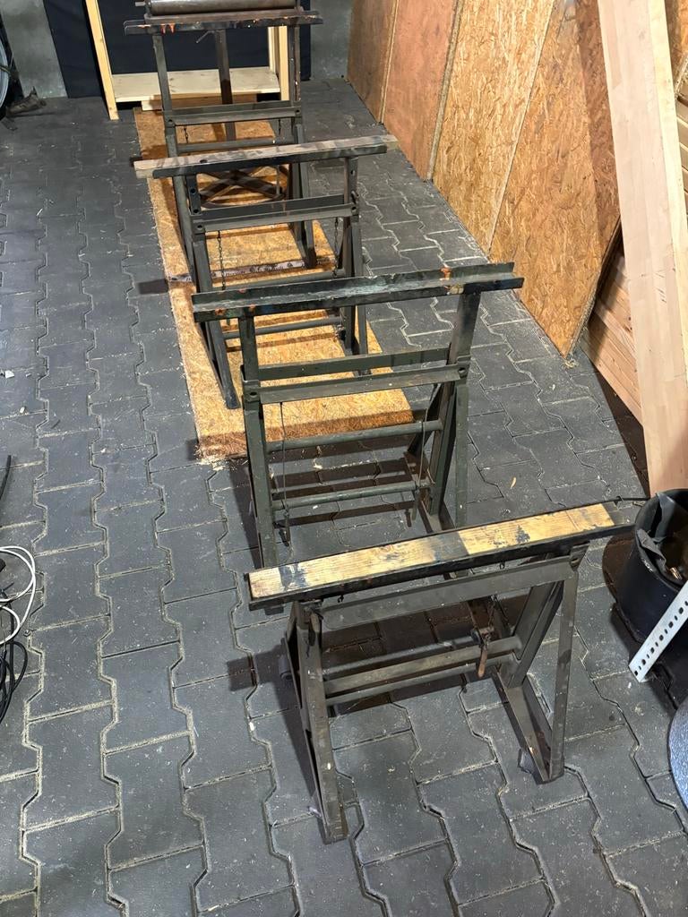 Verstelbare bokken met en zonder roller - 60 tot 110 cm, Doe-het-zelf en Verbouw, Werkbanken, Ophalen, Gebruikt, Minder dan 70 cm