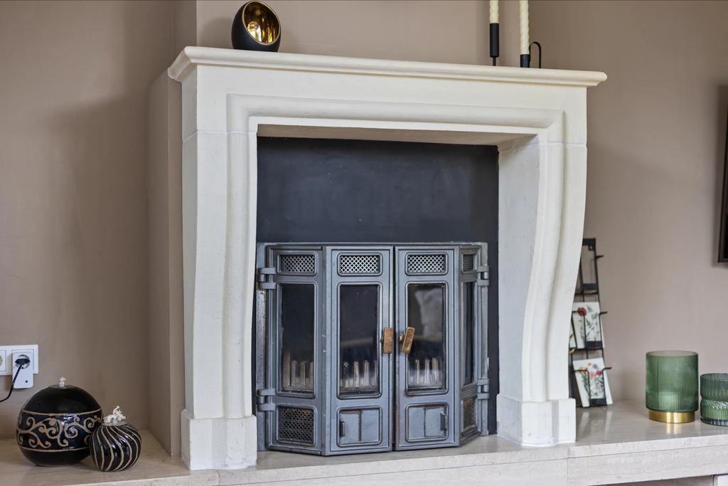 Witte Schouw met Haardscherm - Klassiek & Sfeervol, Huis en Inrichting, Kachels, Ophalen, Gebruikt, Overige soorten, Vrijstaand