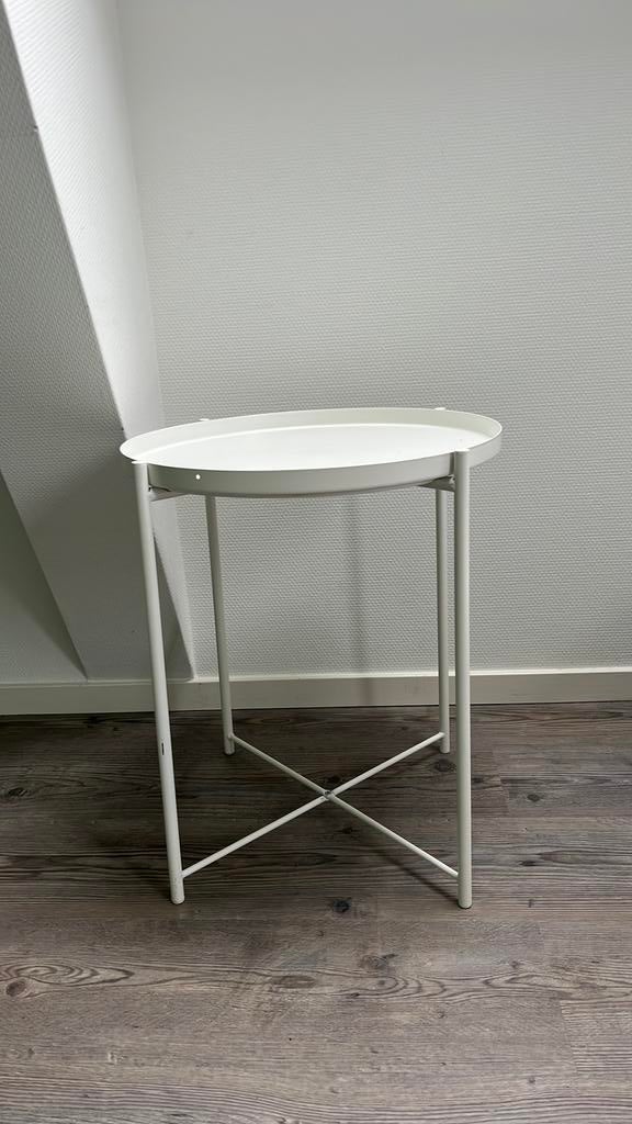 Bijzettafeltje off white ikea, evt per 2, Huis en Inrichting, Tafels | Bijzettafels, Minder dan 55 cm, Gebruikt, Metaal of Aluminium