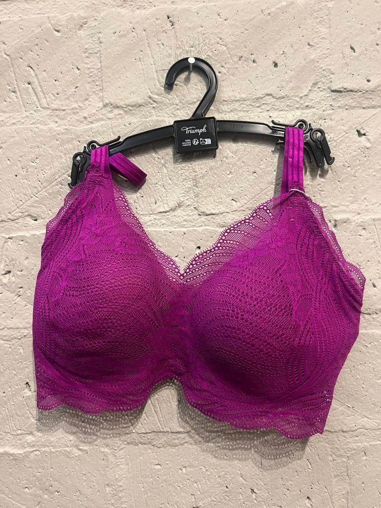 Triumph bh/top maat 2 NIEUW!! Nu €25,-, Ophalen of Verzenden, BH