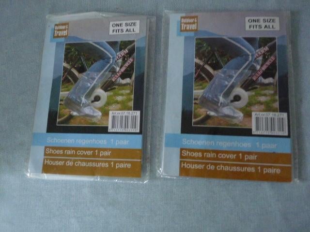  2 x 2 plastic regenhoes voor schoenen Nieuw, Schoenen, Nieuw, Ophalen of Verzenden, Overige maten