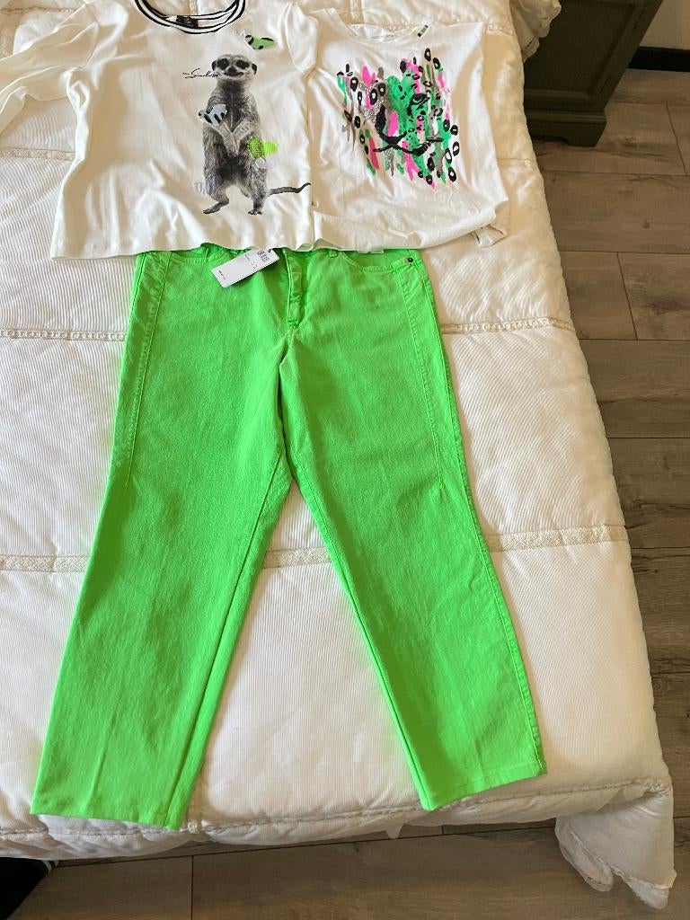 Marc Cain groene broek, Kleding | Dames, Broeken en Pantalons, Maat 42/44 (L), Nieuw, Ophalen of Verzenden, Lang