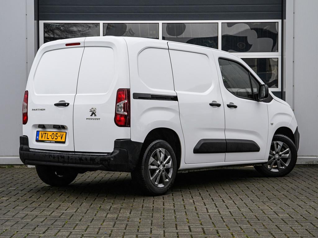 Peugeot Partner 1.5 BlueHDi 100 S&S L1 | 1ste eig. | Carplay, Voorwielaandrijving, Stof, Gebruikt, Wit