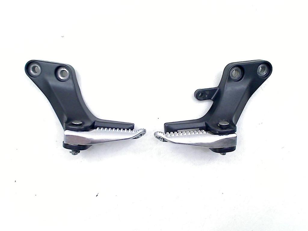 DUOSTEUN SET Yamaha MT 09 2021-2023 (MT09 B7N), Dhr. S. di Majo, Gebruikt, Info@cama-motorparts.nl, P.J. Troelstraweg 8 8
3144 CX  MAASSLUIS, NL
