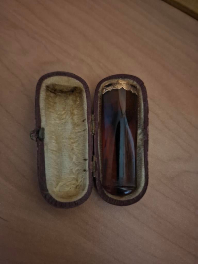 Vintage sigarettenhouder in etui, Verzamelen, Rookartikelen, Aanstekers en Luciferdoosjes, Ophalen of Verzenden, Gebruikt, Overige typen