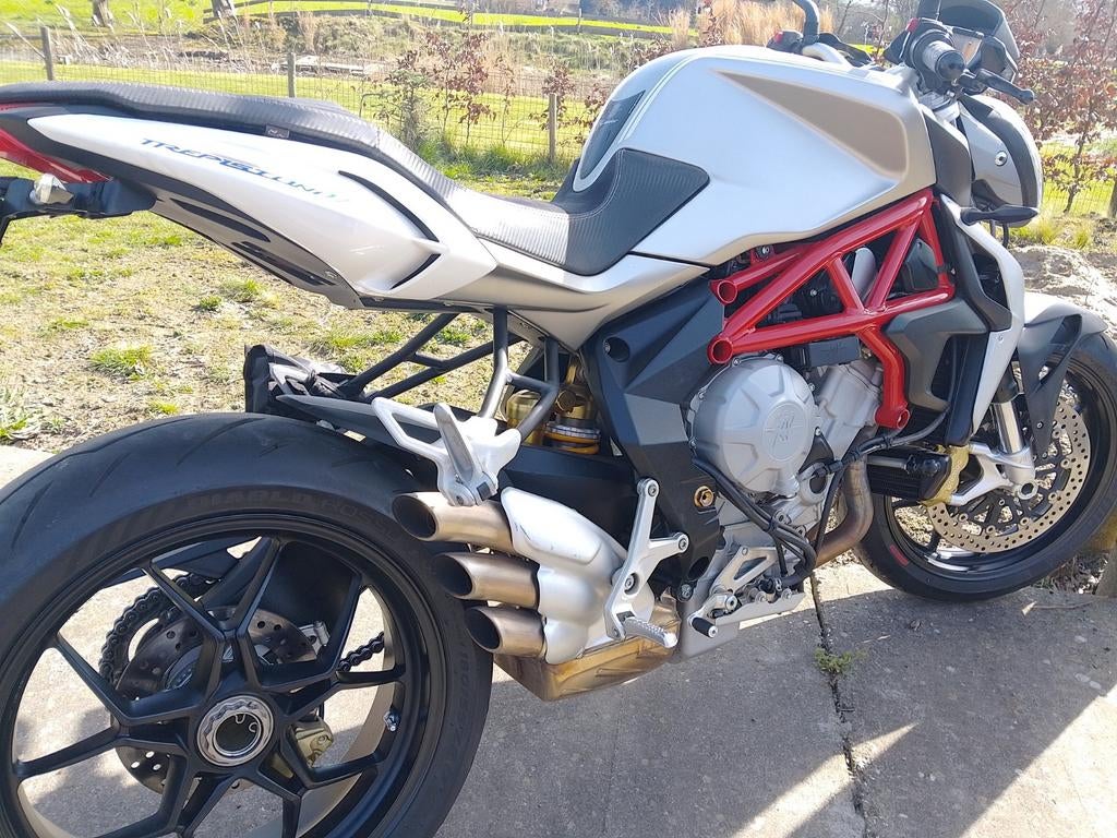 MV Agusta Brutale F3 800