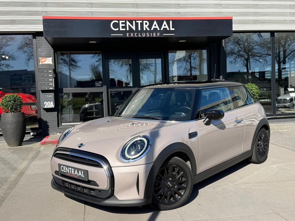 Mini Mini 1.5 Cooper Edition Leder|Carplay|Camera|Keyless|NL, 136 pk, Gebruikt, 49 €/maand, Bedrijf