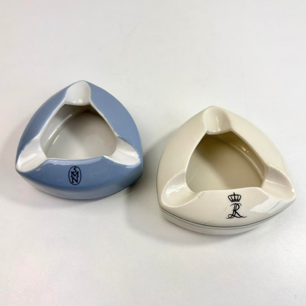 2 Oude asbakken | SMN en Royal Rotterdam Lloyd, Verzamelen, B, Gebruiksvoorwerp, Motorboot of Zeilboot, Ophalen of Verzenden