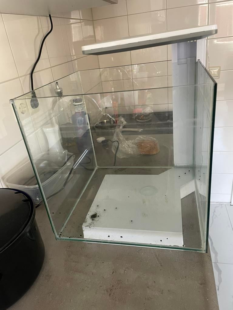 SuperFish Qubiq 30 Pro | 30L, Ophalen, Gebruikt, Leeg aquarium