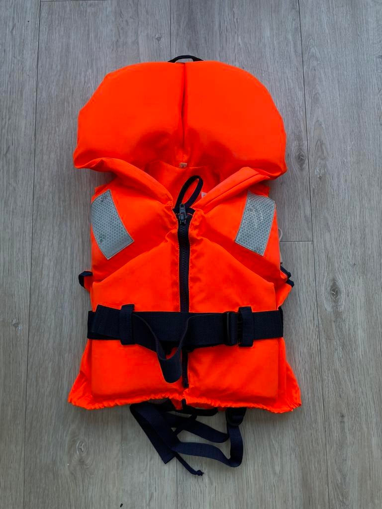 Zwemvest kind HEMA 20-30 kg, Watersport en Boten, Watersportkleding, Zo goed als nieuw, Reddingsvest of Zwemvest, Kind, Ophalen of Verzenden