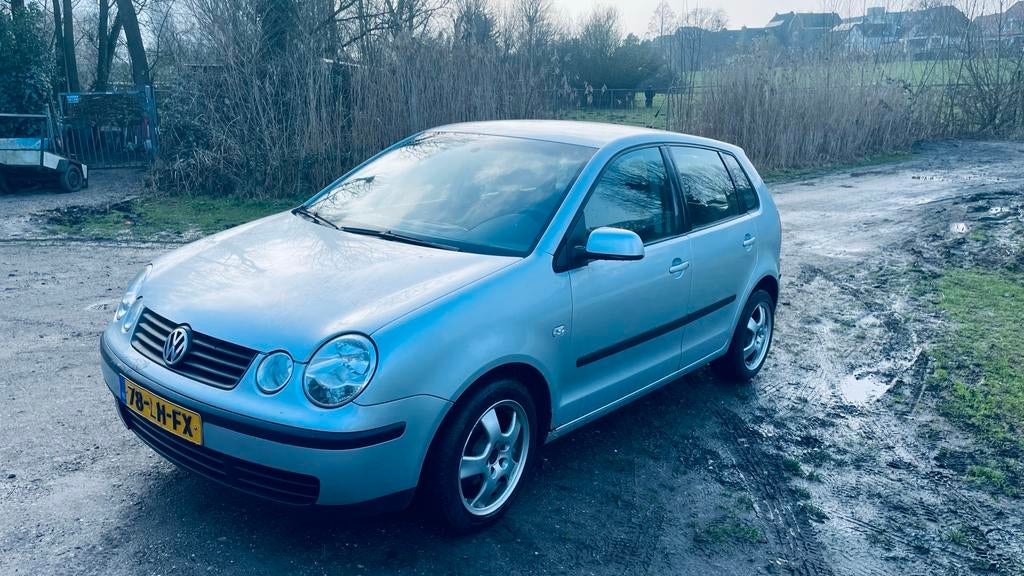 Volkswagen Polo 1.4 55KW AUT 2002 Grijs, 74 pk, 49 €/maand, Origineel Nederlands, Particulier